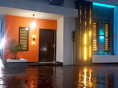 Newly Built Contemporary 4 Bedroom Bungalow