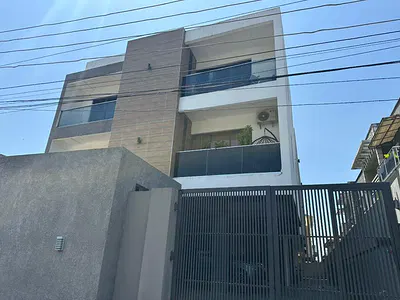 Well Finished Serviced 2 Bedroom Flat