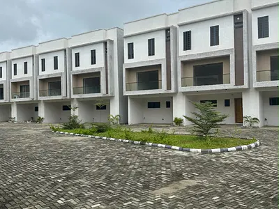Spacious 4bedroom Terrace with a BQ Duplex