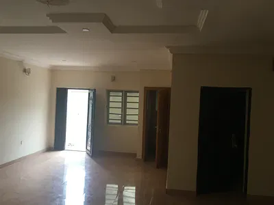 Neatly Used 4 Bedrooms Detached Duplex