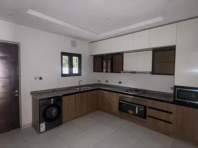 4 Bed