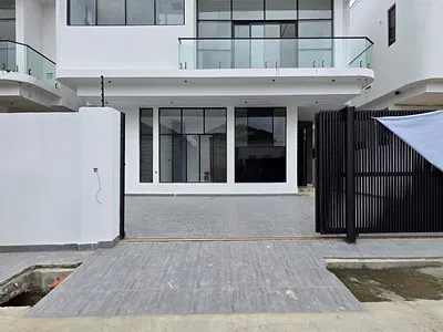 Luxurious Spacious 4-Bedrooms Fully Detached Duplex with BQ