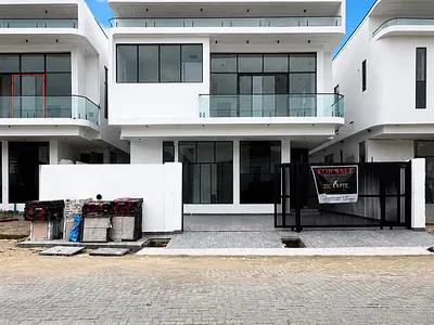 Luxurious Spacious 4-Bedrooms Fully Detached Duplex with BQ