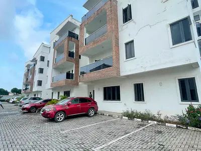 Tastefully Finished 3 Bedroom Apartment with Elevator