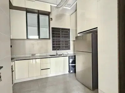 Serviced 3 Bedroom with Fully Fitted Kitchen, Pool, 24 Hours Power