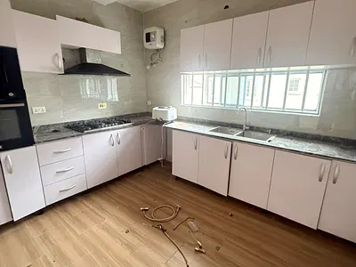 2 Bedroom Apartment 6 Units