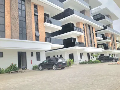 Luxurious 4 Bedroom Penthouse