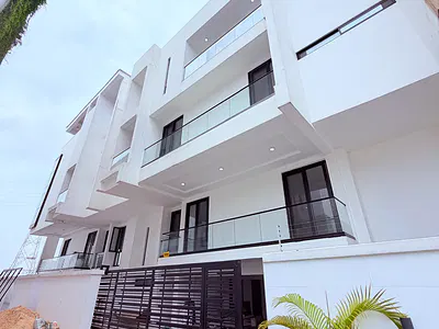 Water View 5-Bedroom Semi-Detached Duplex