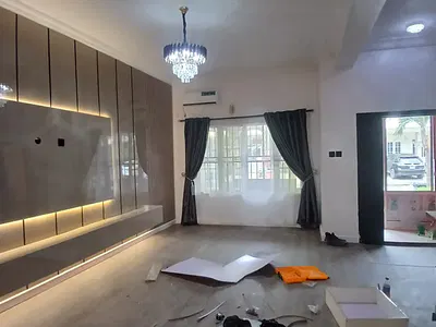 A Serviced 3 Bedroom Flat