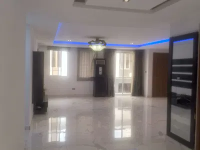 Well Finished 3 Bedroom Apartment + BQ