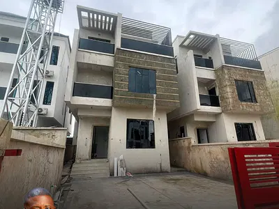 Elegant 5 Bedroom Fully Detached Duplex with Premium Features