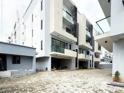 Luxury 4 Bedrooms Terrace Duplex with a BQ