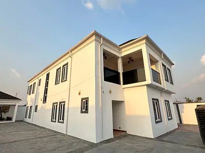 Newly Built of Executive 5 Bedrooms Detached Duplex with BQ