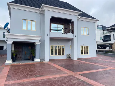 4 Bedroom Fully Detached Duplex
