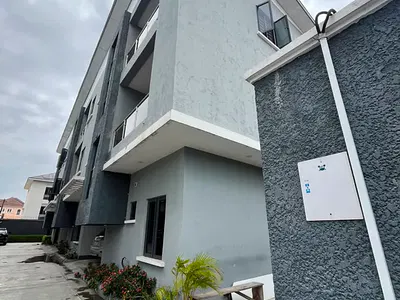 Well Maintained 4 Bedrooms Duplex with BQ