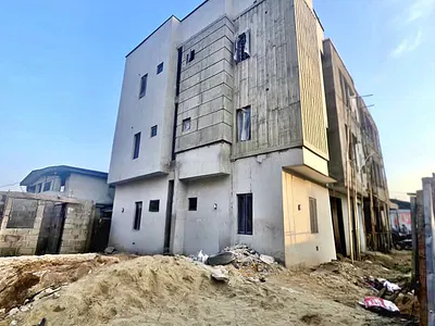 Newly Built 3 Bedroom Flat.