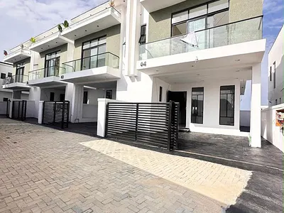 4 Bedroom Fully Detached Duplex Available