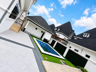 Luxury 6 Bedroom Penthouse Duplex