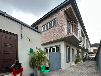 Cozy Luxury 2 Bedroom Flat Fully Furnished