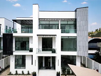 8 Bedroom Detached Duplex