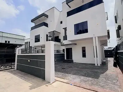A Newly Built 4 Bedroom Semidetached Duplex with BQ