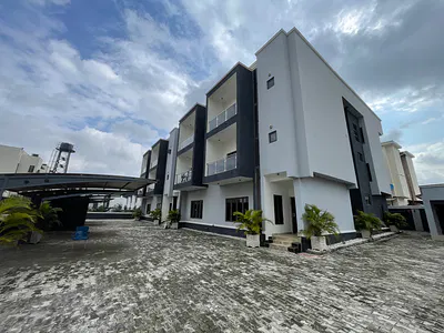 Newly Built 4 Bedroom Terraced Duplex with BQ