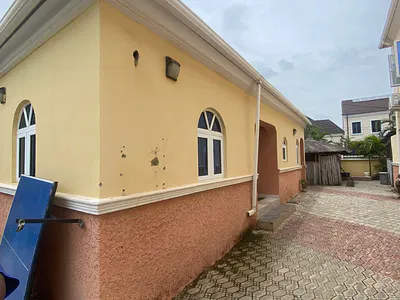 1 Bedroom Bungalow