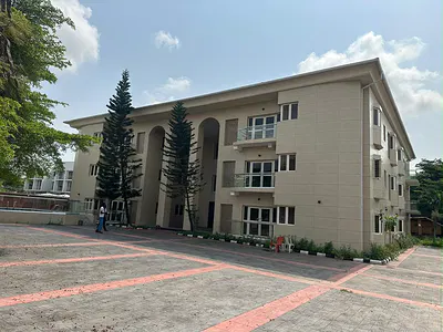 4 Bedroom Apartment