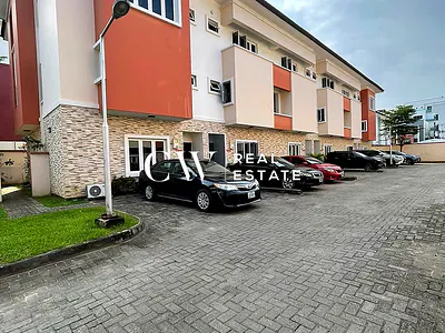 4 Bedroom Terrace