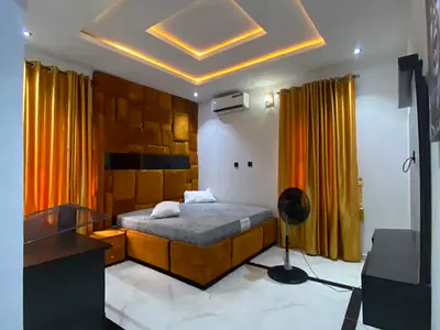 Sharp Fully Furnished 2 Bedroom Flat Apartment