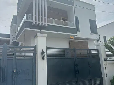 Spacious 4 Bedroom Detached Duplex