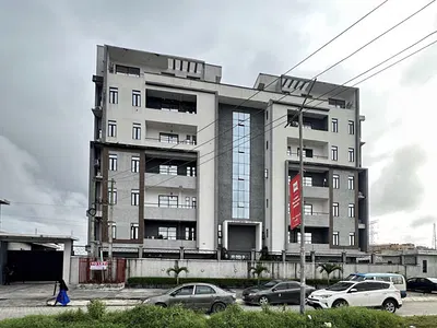 3bedrooms Apartment at Lekki Phase 1