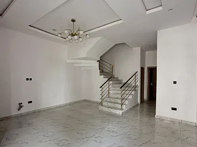 4 Bedroom Semi Detached