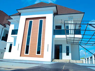 Exceptional 6-Bedroom Luxury Residence