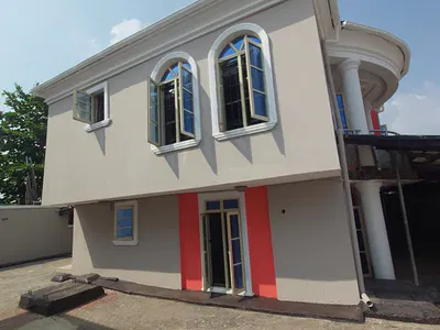 Sharp Luxury One Bedroom Mini Flat Apartment
