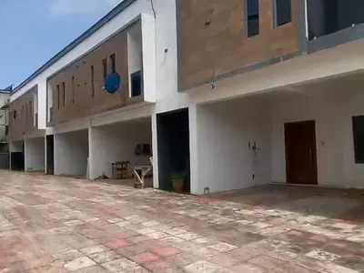 Affordable & Spacious 4 Bed Terrace Duplex