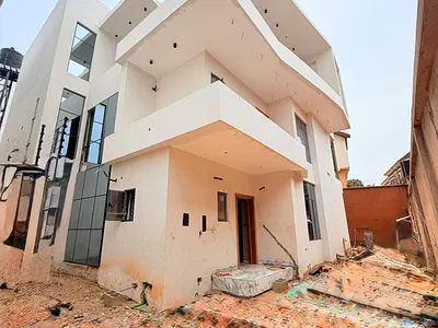 Architecturally Built 5 Bedroom Fully Detached Duplex with a Room BQ