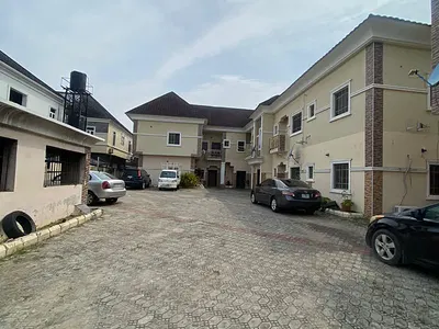 5 Units of 3bed, 1 Unit of 4bed and 1 Unit of Detached House