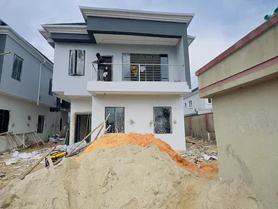 Exquisitely Built 5 Bedroom Fully Detached Duplex with BQ
