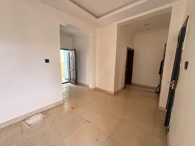 Neatly Renovated 2 Bedroom Flat Comes Ac, Elevator, & Gen