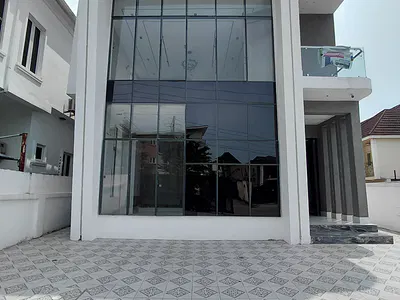 Luxury 5 Bedroom Detached Duplex with Swimming Pool & BQ