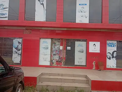 Well Maintained Office Space Up and Down Along Major Road