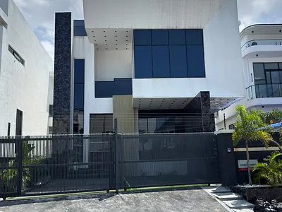 4 Bedroom Detached Duplex