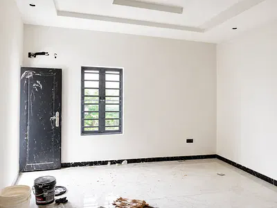 Newly Built and Beautifully Designed 3-Bedroom Upstairs Flats