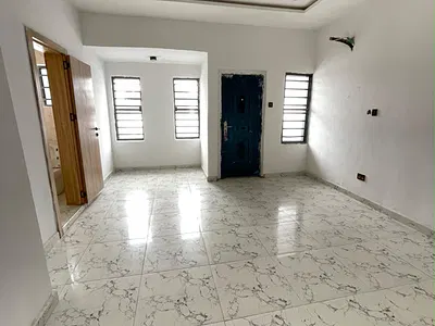Well Built Fully Serviced 3 Bedroom Maisonette with 2 BQ