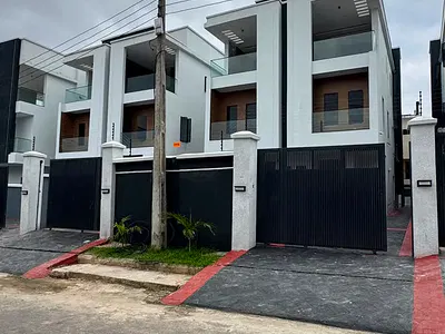 Beautiful 4 Bedroom Terrace Duplex with BQ.
