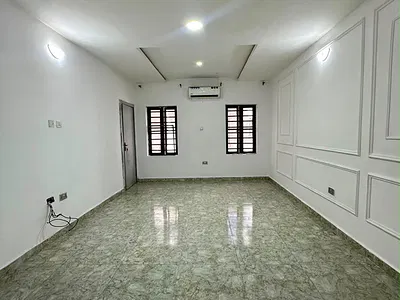 Luxury 4 Bedroom Apartment Ground Floor