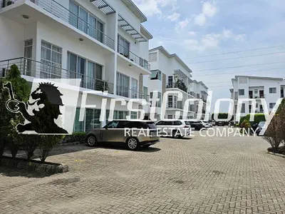 Fully Furnished Ample 2 Bedroom Apartment