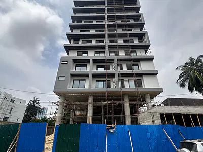 Excellent 4 Bedroom Maisonette with BQ