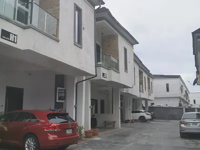 Spacious 4 Bedroom Semi Detached House